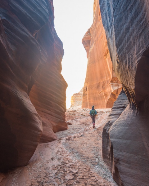 Alternatives to the US National Parks: Explore the USA: Entering Buckskin Gulch