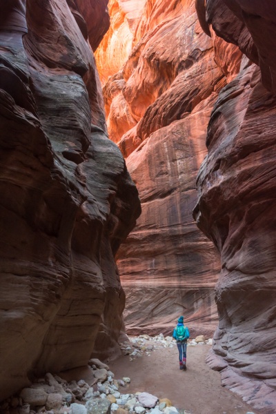 Alternatives to the US National Parks: Explore the USA: Hiking in Buckskin Gulch (Utah, USA)