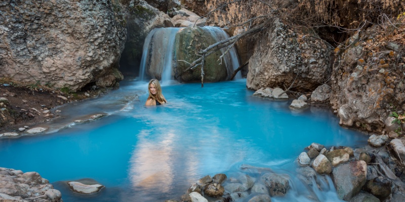 7 Off-the-Grid Hot Springs in the Western USA