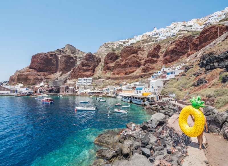 Do’s and Don’ts of Santorini, Greece: What to do in Santorini: Ammoudi Bay, Santorini, Greece by Wandering Wheatleys