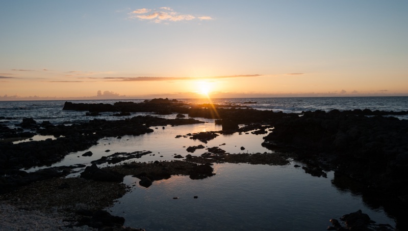 Secret Things to do in Oahu: Insider Hawaii Tips: Sunset at Ka'ena Point, Oahu, Hawaii by Wandering Wheatleys