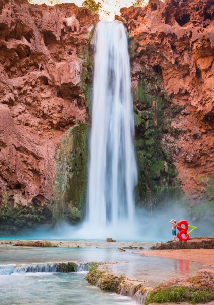 Peníze Falls v Havasu Canyon, Arizona Putováním Wheatleys