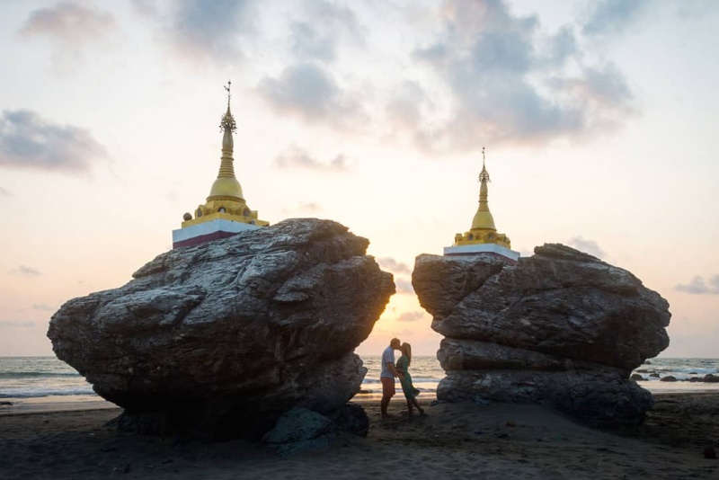 Top Myanmar Destinations: The Best Places to Visit in Myanmar: Twin Pagodas, Ngwe Saung Beach, Myanmar