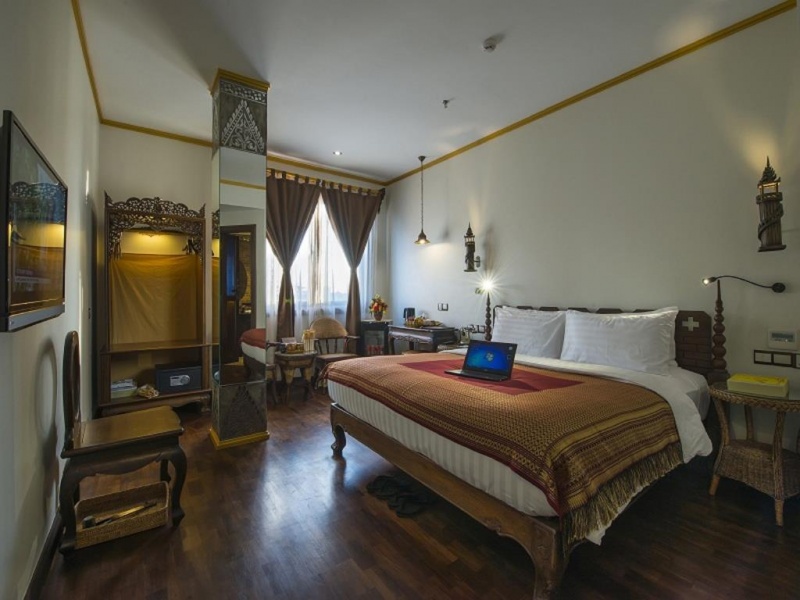 Best Things to do in Mandalay Myanmar: Bagan King Hotel