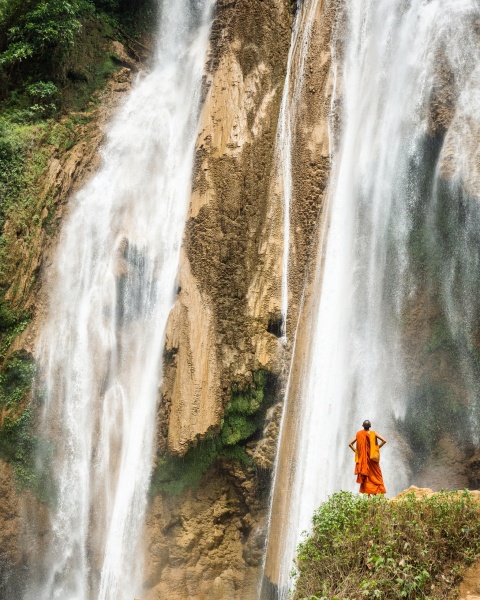Top Myanmar Destinations: The Best Places to Visit in Myanmar: Monk at Dat Taw Gyaint Waterfall, Myanmar
