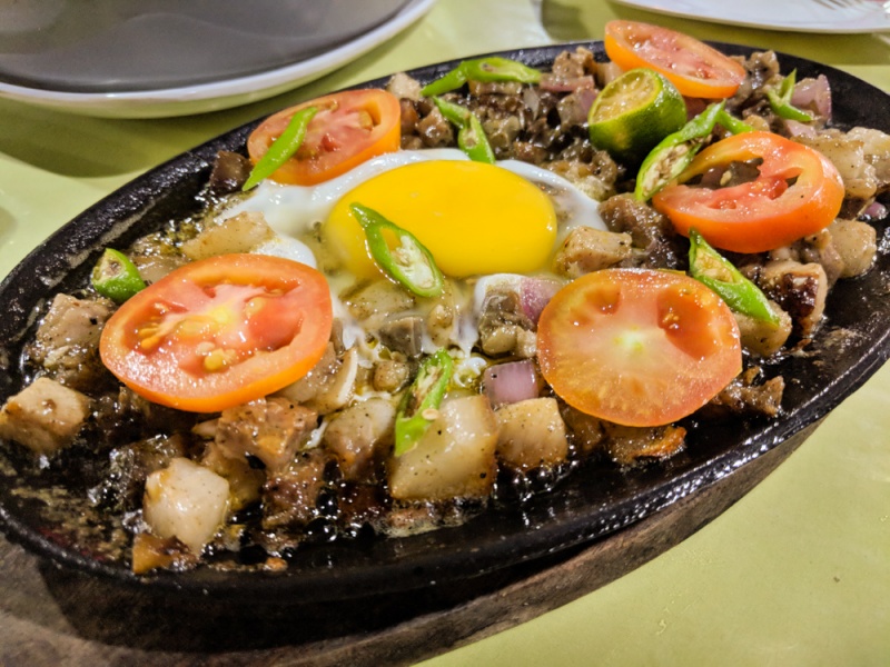 Best Food to Eat in the Philippines: Pork Sisig