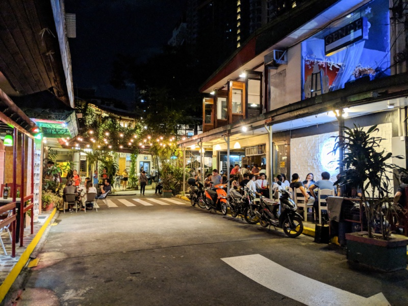 Top Things to Do in Manila, Philippines: Manila Guide: What To Do in Manila: Cubao Expo