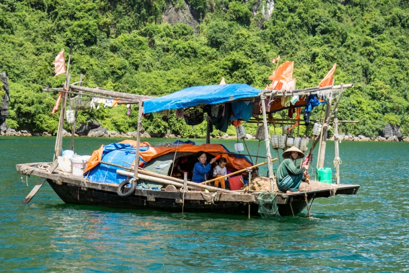 Choose the Best Halong Bay Cruise: Local Boat