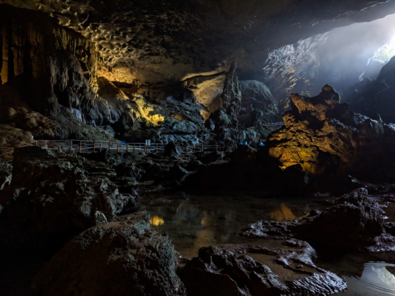 Choose the Best Halong Bay Cruise: Sung Sot ('Surprise') Cave