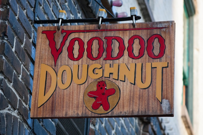Weird Things to do in Portland, Oregon: Voodoo Doughnut