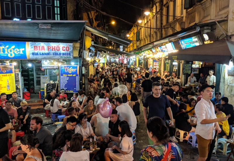 Thing To Do in Hanoi, Vietnam: Drink Bia Hoi at Beer Corner