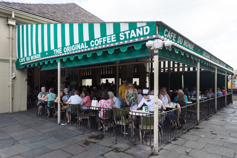 Best Things To Do in New Orleans: Cafe Du Monde