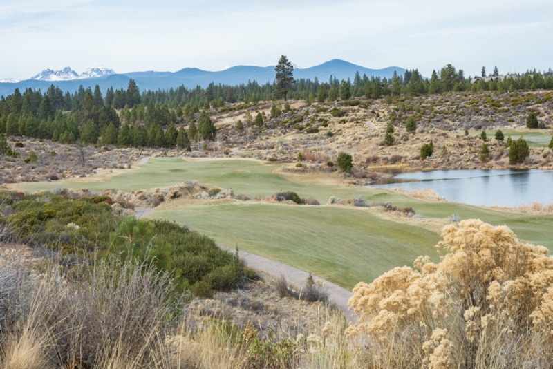 Things to do in Bend: Play Golf at Tetherow