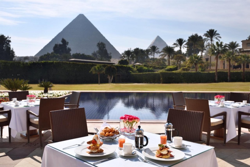 The Best Hotels Near the Great Pyramids Egypt Marriott Mena House Cairo