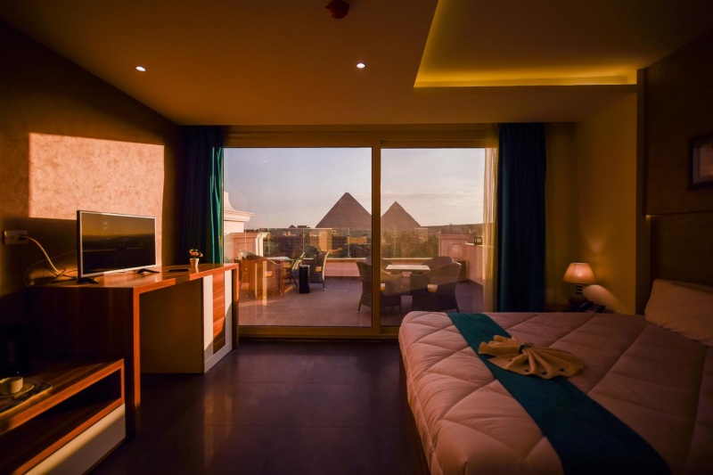 Best Hotels Near the Great Pyramids Egypt Pyramids Eyes Hotel