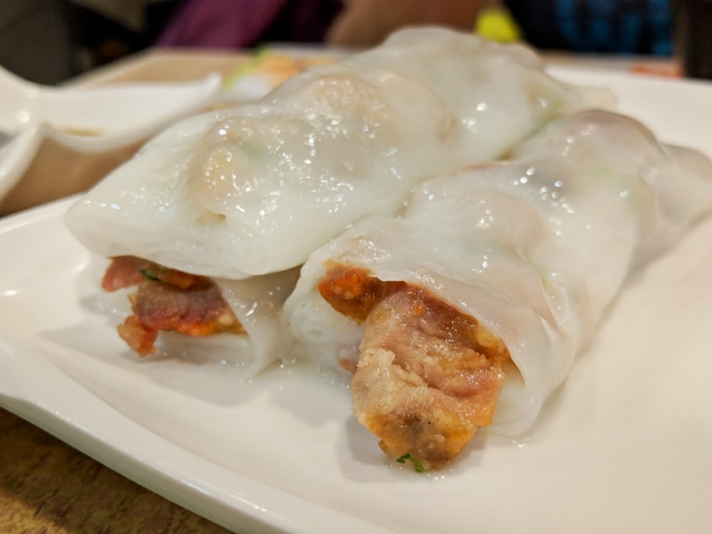 Michelin Star Dim Sum Restaurant in Hong Kong: Steamed Pork Rice Rolls at Tim Ho Wan