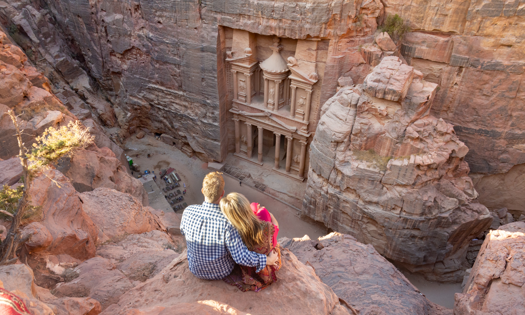 color topic Nathaniel Ward Ultimate Guide to Petra, Jordan – 'The Lost City' – Wandering Wheatleys