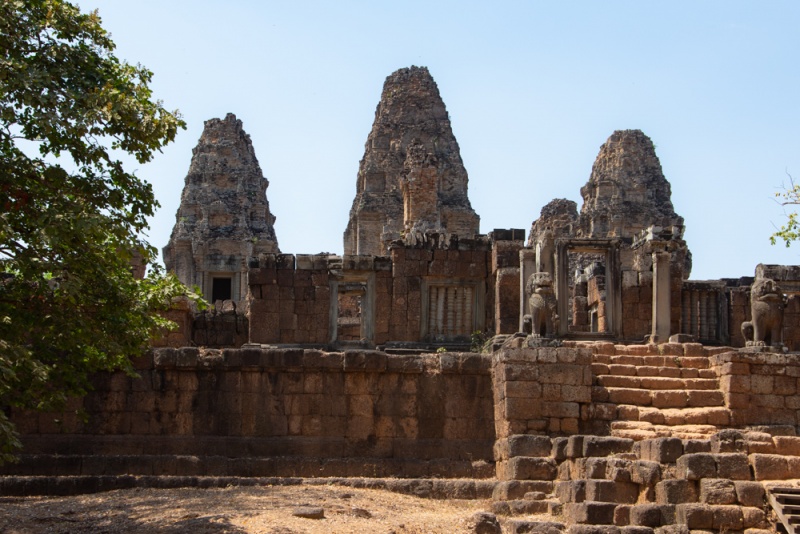 Angkor Wat Grand (Big) Circuit Tour: East Mebon Temple