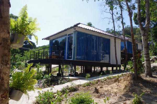 Best Hotel for Partying in Koh Rong Cambodia Ocean View Bungalow