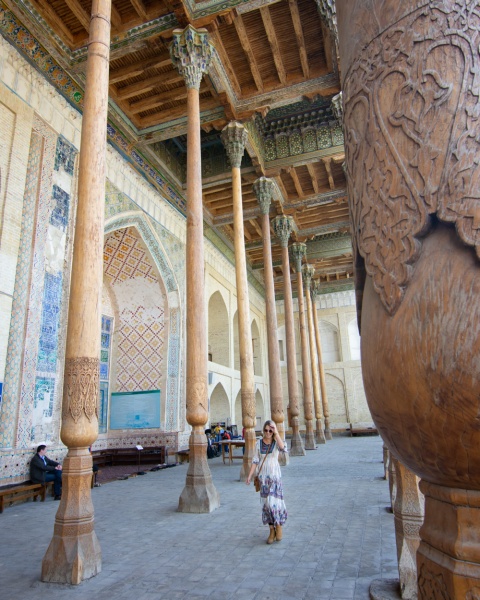Bukhara, Uzbekistan - The Best Things to See & Do: Bolo Hauz Mosque