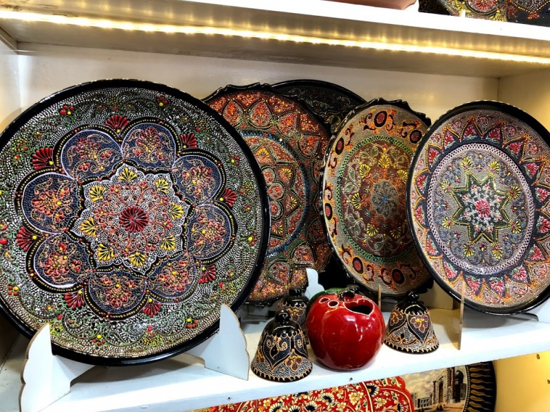 Guide to Shopping in Uzbekistan: What to Buy and How Much to Pay: Ceramic Plate Single Large Size
