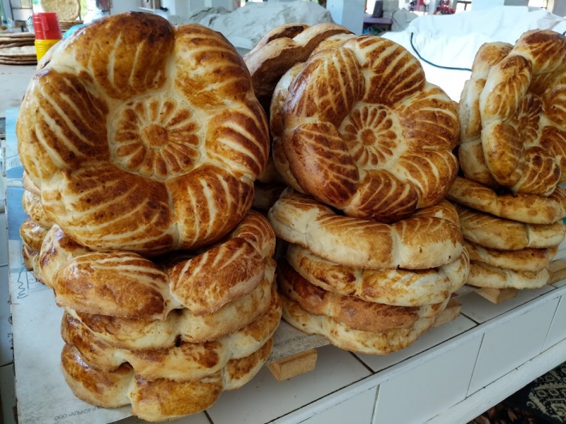 Guide to Shopping in Uzbekistan: What to Buy and How Much to Pay: Stamped Bread