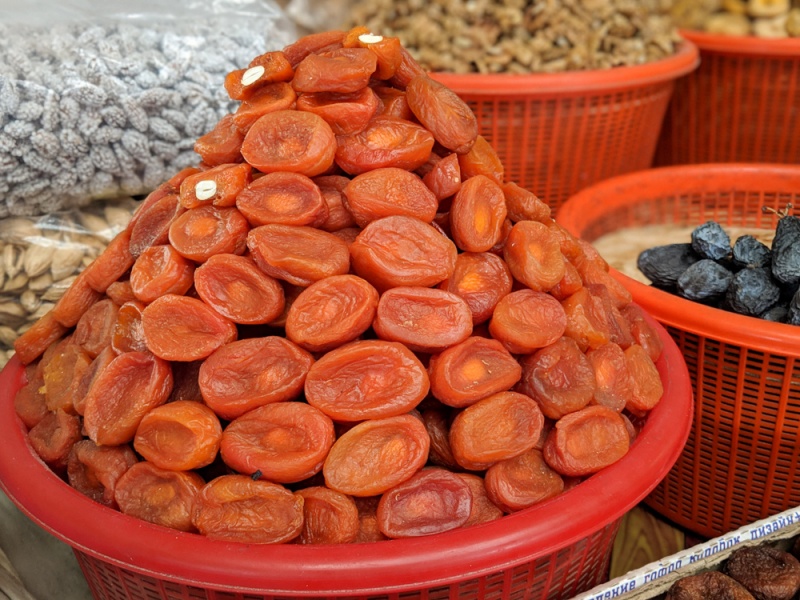 Samarkand, Uzbekistan - Top Things to See: Dried Apricots in the Siab Bazaar
