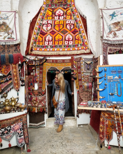 Shopping in Uzbekistan - What Souvenirs to Buy: Antiques