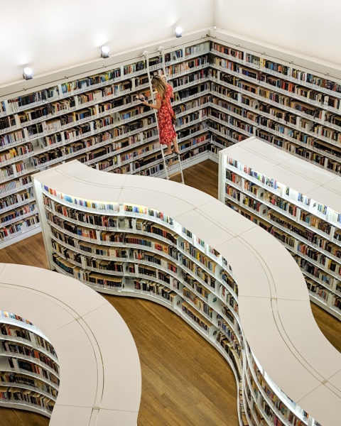 Top Things to See & Do in Singapore: Library@Orchard