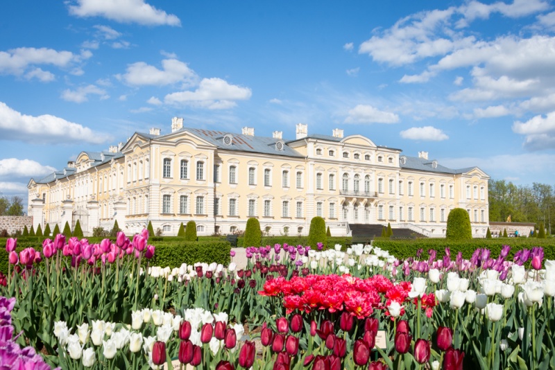Best Things to Do & See in Latvia: Rundale Pils Palace