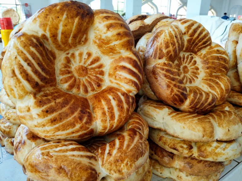 Uzbekistan Food - Best Local Uzbek Dishes to Try: Bread