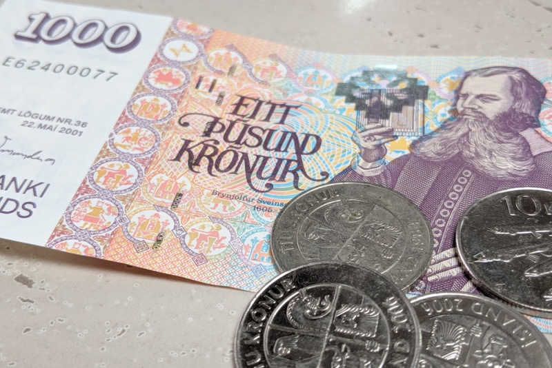 Iceland - Things to Know and Tips for Visiting: Icelandic Money (Krona)