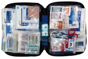 mitä pakata lomalle Marokossa: Travel First Aid Kit