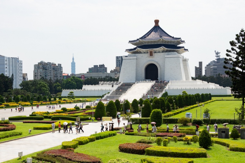 Taiwan - Best Things to See: Chiang Kai-Shek Memorial Hall
