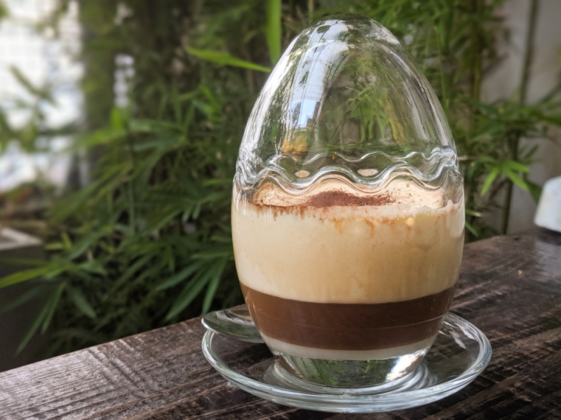 Best Egg Coffee in Saigon: Ong Chu Cuoi Hem