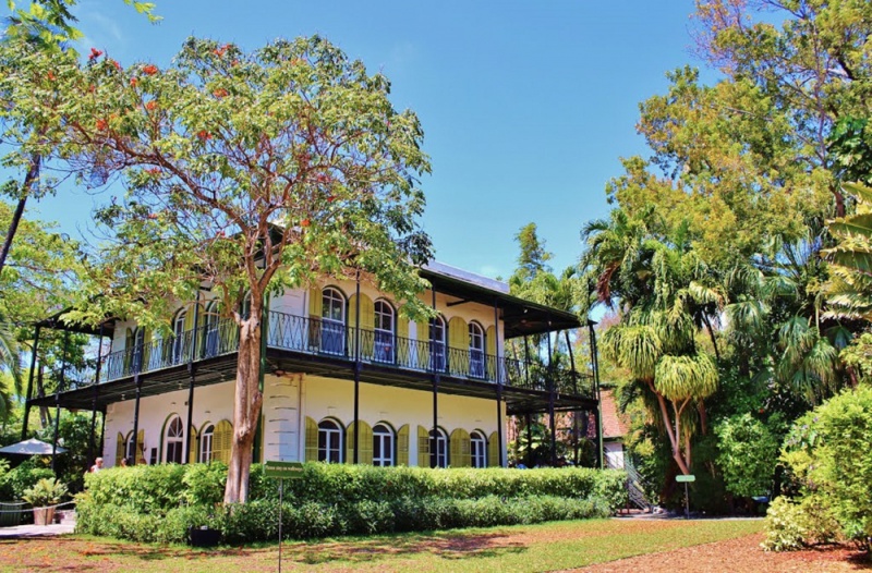 Best Places to See in Florida: Ernest Hemingway House in Key West