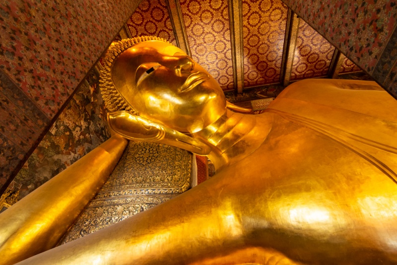 2 Weeks in Thailand: Bangkok - Reclining Buddha at Wat Pho