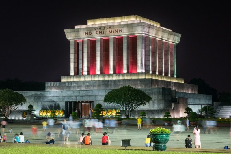 2 Week Vietnam Itinerary: Ho Chi Minh Mausoleum, Hanoi