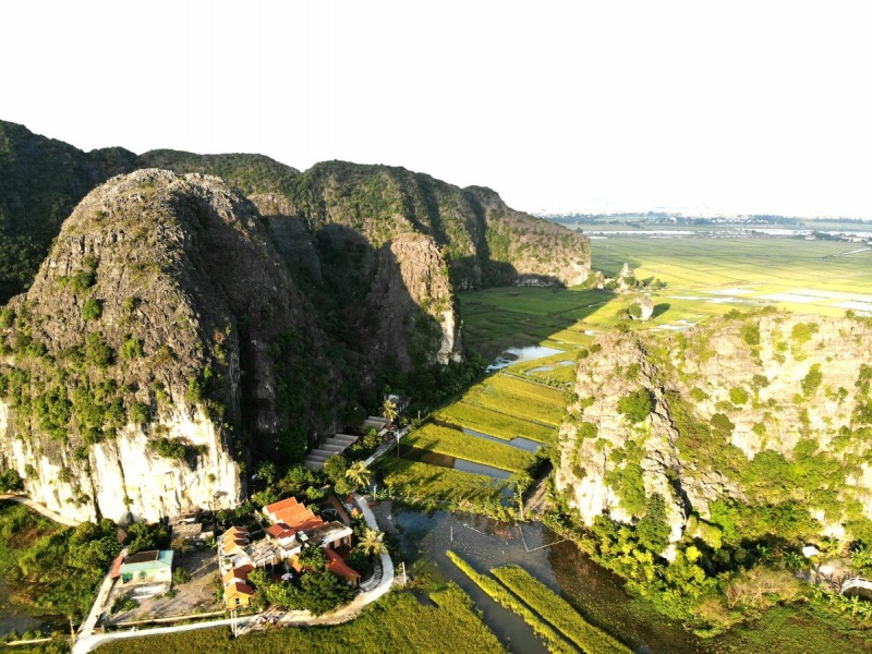 Vietnam Itinerary: 2 Weeks to Explore the Highlights of the Country: Tam Coc Sunshine Homestay