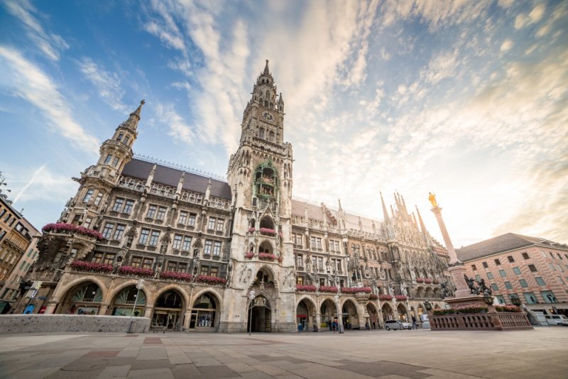 Munich Sightseeing - Best Tours & Day Trips in Munich, Germany: Marienplatz