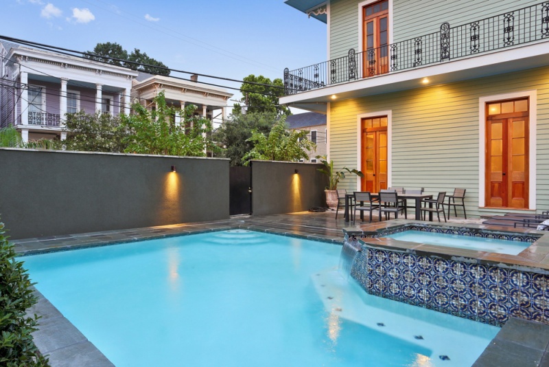 Best New Orleans Airbnbs in the Garden District