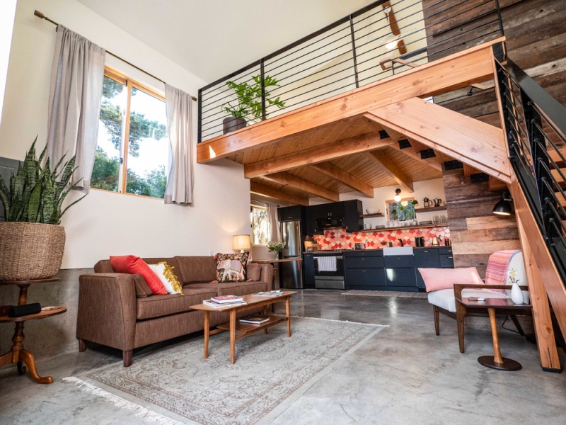 Unique Airbnbs in Portland, Oregon: Juniper House