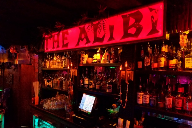 Best Neighborhoods in Portland, Oregon: The Alibi Tiki Lounge