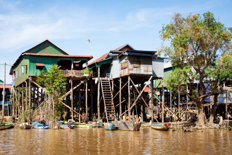 Phnom Penh to Siem Reap (Angkor Wat): Kampong Phluk Floating Village