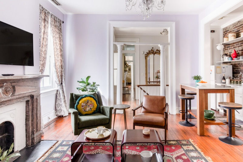 Best Charleston Airbnbs: Ruby Bell