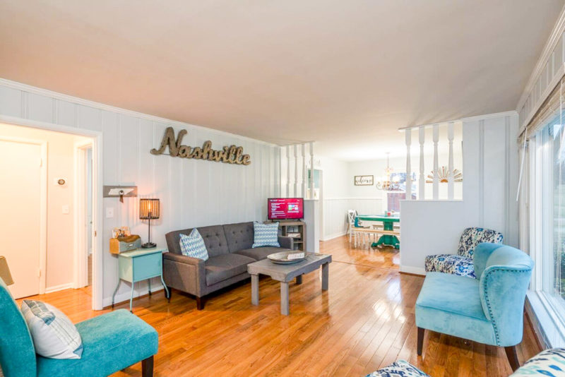 Best Nashville Airbnbs & Vacation Rentals: Resort Backyard