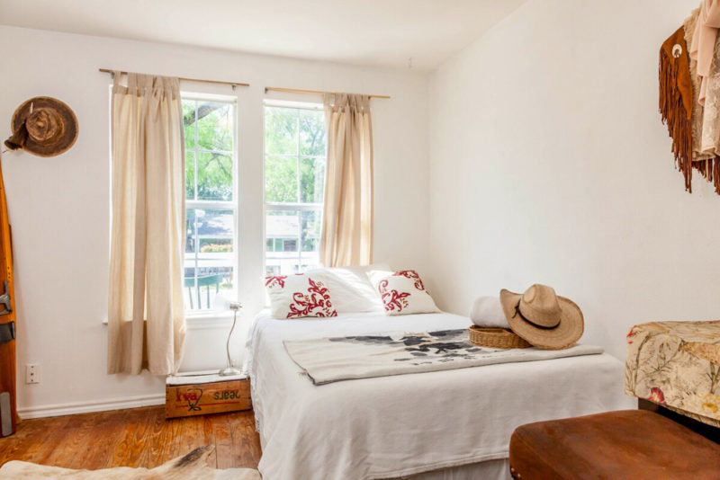 Unique Airbnbs in Austin, Texas: Sapphire House
