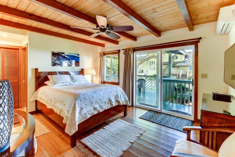 Airbnb Kauai, Hawaii Vacation Homes & Rentals: Hale Kamapua'a