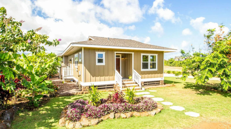 Best Airbnbs in Kauai, Hawaii: Hale Mino'aka Cottage