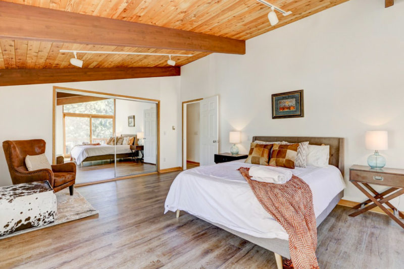 Cool Airbnbs in Boulder, Colorado: Mountain Retreat